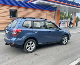 Benzin 2,5L Motor von Subaru Forester 2014 zur Miete in Tiflis.