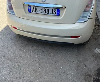 Autovermietung Lancia Ypsilon Nr.7302 Schaltgetriebe in Durres, ausgestattet mit einem 1,2L Motor ➤ Von Krisi in Albanien.