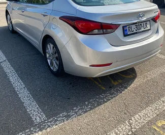 Hyundai Elantra 2015 mit Antriebssystem Frontantrieb, verfügbar am Flughafen Kutaisi.