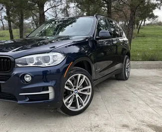 Mietwagen BMW X5 2014 in Georgien, mit Benzin-Kraftstoff und 306 PS ➤ Ab 273 GEL pro Tag.