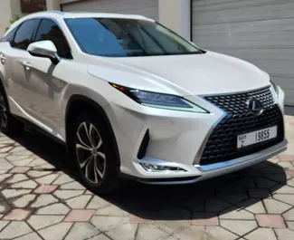 Frontansicht eines Mietwagens Lexus RX 350 in Dubai, VAE ✓ Auto Nr.7208. ✓ Automatisch TM ✓ 0 Bewertungen.