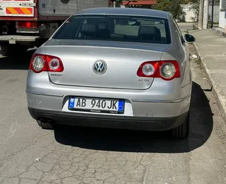 Autovermietung Volkswagen Passat Nr.7304 Schaltgetriebe in Durres, ausgestattet mit einem 2,0L Motor ➤ Von Krisi in Albanien.