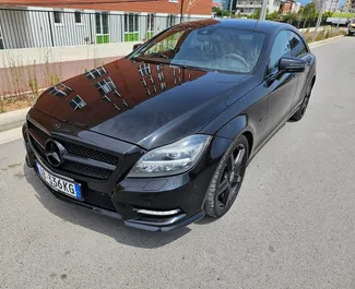 Frontansicht eines Mietwagens Mercedes-Benz CLS-Class in Tirana, Albanien ✓ Auto Nr.7222. ✓ Automatisch TM ✓ 0 Bewertungen.