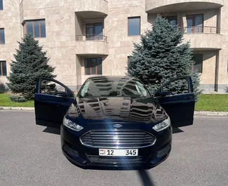 Frontansicht eines Mietwagens Ford Fusion Sedan in Eriwan, Armenien ✓ Auto Nr.7392. ✓ Automatisch TM ✓ 1 Bewertungen.