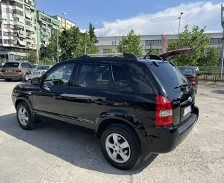 Frontansicht eines Mietwagens Hyundai Tucson in Tirana, Albanien ✓ Auto Nr.7346. ✓ Schaltgetriebe TM ✓ 0 Bewertungen.