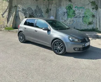 Autovermietung Volkswagen Golf 6 Nr.7405 Schaltgetriebe in Durres, ausgestattet mit einem 1,4L Motor ➤ Von Elton in Albanien.