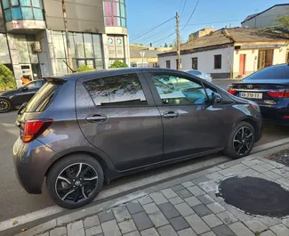 Autovermietung Toyota Yaris Nr.7813 Automatisch in Kutaisi, ausgestattet mit einem 1,5L Motor ➤ Von Ashkan in Georgien.