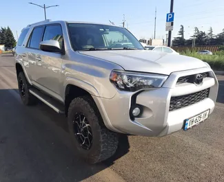 Mietwagen Toyota 4 Runner 2017 in Georgien, mit Benzin-Kraftstoff und 273 PS ➤ Ab 220 GEL pro Tag.