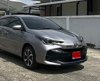 Autovermietung Toyota Yaris Nr.8137 Automatisch am Flughafen Phuket, ausgestattet mit einem 1,2L Motor ➤ Von Viacheslav in Thailand.