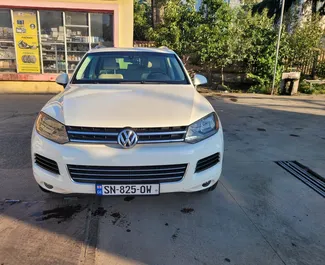 Autovermietung Volkswagen Touareg Nr.8083 Automatisch in Tiflis, ausgestattet mit einem 3,6L Motor ➤ Von Evgenii in Georgien.