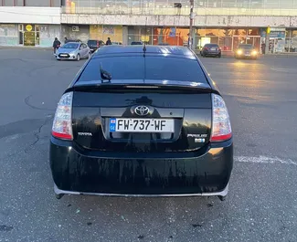 Hybride 1,5L Motor von Toyota Prius 2008 zur Miete in Kutaisi.