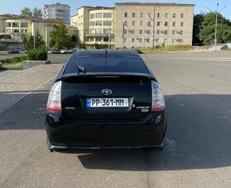 Hybride 1,5L Motor von Toyota Prius 2008 zur Miete in Kutaisi.