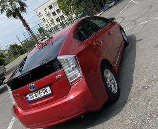 Toyota Prius 2011 zur Miete verfügbar in Kutaisi, mit Kilometerbegrenzung unbegrenzte.