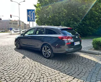 Autovermietung Hyundai i30 Combi Nr.8148 Automatisch in Prag, ausgestattet mit einem 1,5L Motor ➤ Von Sergej in der Tschechischen Republik.