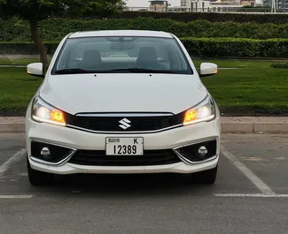 Frontansicht eines Mietwagens Suzuki Ciaz in Dubai, VAE ✓ Auto Nr.8337. ✓ Automatisch TM ✓ 2 Bewertungen.