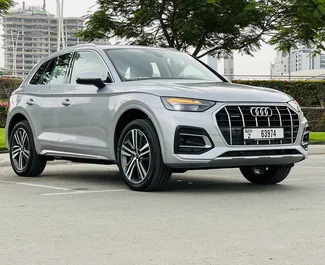 Autovermietung Audi Q5 Nr.8313 Automatisch in Dubai, ausgestattet mit einem 2,0L Motor ➤ Von Sarah in VAE.