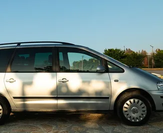 Autovermietung Volkswagen Sharan Nr.8206 Automatisch in Durres, ausgestattet mit einem 1,9L Motor ➤ Von Slava in Albanien.