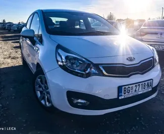 Mietwagen Kia Rio 2017 in Serbien, mit Benzin-Kraftstoff und 90 PS ➤ Ab 43 EUR pro Tag.