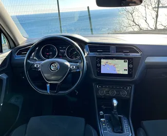 Autovermietung Volkswagen Tiguan Nr.8262 Automatisch in Rafailovici, ausgestattet mit einem 2,0L Motor ➤ Von Nikola in Montenegro.