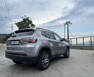 Vermietung Jeep Compass. Komfort, Crossover Fahrzeug zur Miete in Georgien ✓ Kaution Keine Kaution ✓ Versicherungsoptionen KFZ-HV, VKV Komplett, Insassen, Diebstahlschutz.