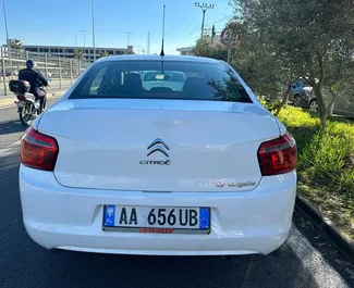 Diesel 1,6L Motor von Citroen C-Elysee 2018 zur Miete in Tirana.