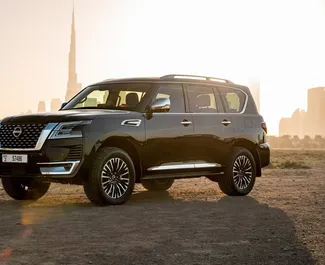 Frontansicht eines Mietwagens Nissan Patrol in Dubai, VAE ✓ Auto Nr.8406. ✓ Automatisch TM ✓ 0 Bewertungen.