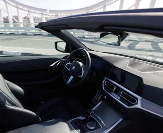 Vermietung BMW 430i Cabrio. Premium, Luxus, Cabrio Fahrzeug zur Miete in VAE ✓ Kaution Einzahlung von 2500 AED ✓ Versicherungsoptionen KFZ-HV.