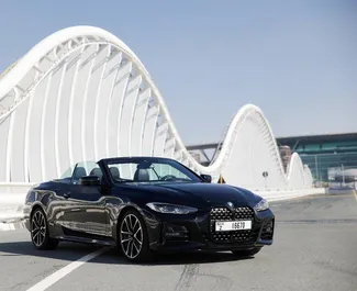 Benzin 2,0L Motor von BMW 430i Cabrio 2023 zur Miete in Dubai.