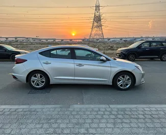 Benzin 2,0L Motor von Hyundai Elantra 2020 zur Miete in Dubai.