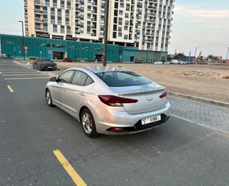 Mieten Sie ein Hyundai Elantra in Dubai VAE