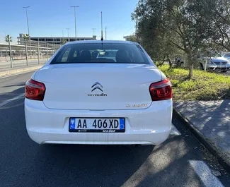 Vermietung Citroen C-Elysee. Wirtschaft, Komfort Fahrzeug zur Miete in Albanien ✓ Kaution Einzahlung von 100 EUR ✓ Versicherungsoptionen KFZ-HV, VKV Komplett.