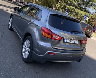 Mitsubishi Outlander Sport 2015 mit Antriebssystem Allradantrieb, verfügbar in Kutaisi.