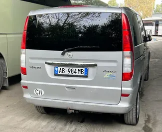 Vermietung Mercedes-Benz Viano. Komfort, Premium, Minivan Fahrzeug zur Miete in Albanien ✓ Kaution Einzahlung von 300 EUR ✓ Versicherungsoptionen KFZ-HV, TKV, VKV Plus, Junge.