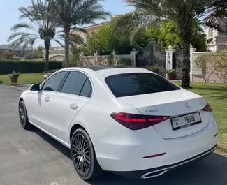 Autovermietung Mercedes-Benz C200 Nr.8559 Automatisch in Dubai, ausgestattet mit einem 2,0L Motor ➤ Von Andry in VAE.