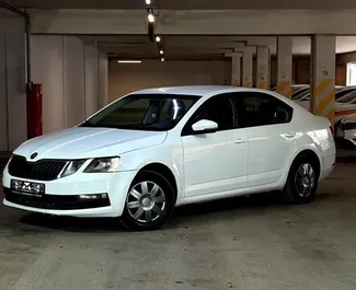 Frontansicht eines Mietwagens Skoda Octavia in Baku, Aserbaidschan ✓ Auto Nr.9083. ✓ Automatisch TM ✓ 0 Bewertungen.