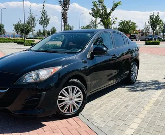 Frontansicht eines Mietwagens Mazda 3 in Eriwan, Armenien ✓ Auto Nr.9120. ✓ Automatisch TM ✓ 0 Bewertungen.