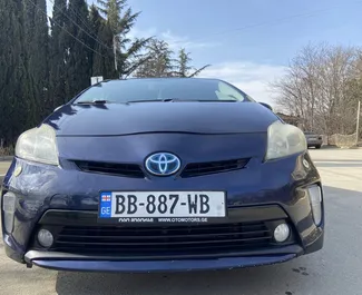 Autovermietung Toyota Prius Nr.8686 Automatisch in Tiflis, ausgestattet mit einem 1,8L Motor ➤ Von Ashot in Georgien.