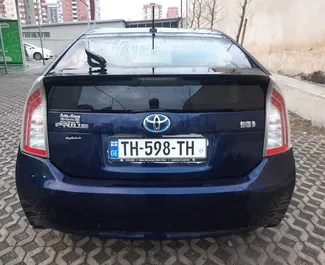 Vermietung Toyota Prius. Wirtschaft, Komfort Fahrzeug zur Miete in Georgien ✓ Kaution Einzahlung von 40 GEL ✓ Versicherungsoptionen KFZ-HV, VKV Plus, Insassen, Diebstahlschutz.