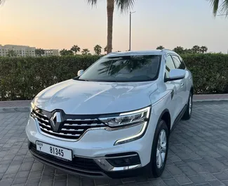 Frontansicht eines Mietwagens Renault Koleos in Dubai, VAE ✓ Auto Nr.5124. ✓ Automatisch TM ✓ 0 Bewertungen.