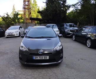 Autovermietung Toyota Prius C Nr.9242 Automatisch in Tiflis, ausgestattet mit einem 1,5L Motor ➤ Von Natia in Georgien.