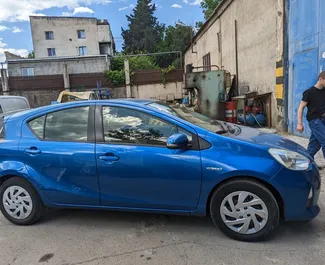 Autovermietung Toyota Prius C Nr.9240 Automatisch in Tiflis, ausgestattet mit einem 1,5L Motor ➤ Von Natia in Georgien.