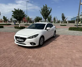 Frontansicht eines Mietwagens Mazda 3 in Eriwan, Armenien ✓ Auto Nr.9124. ✓ Automatisch TM ✓ 0 Bewertungen.