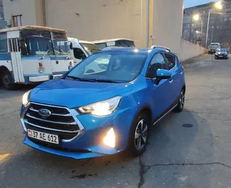 Frontansicht eines Mietwagens JAC S3+ in Eriwan, Armenien ✓ Auto Nr.9413. ✓ Automatisch TM ✓ 0 Bewertungen.