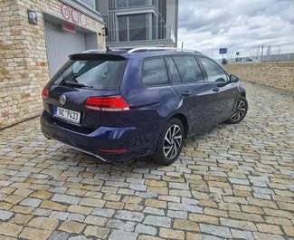 Autovermietung Volkswagen Golf Variant Nr.1889 Automatisch in Prag, ausgestattet mit einem 1,6L Motor ➤ Von Andrej in der Tschechischen Republik.