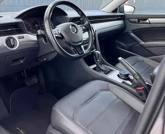 Mietwagen Volkswagen Passat 2021 in Georgien, mit Benzin-Kraftstoff und 210 PS ➤ Ab 150 GEL pro Tag.