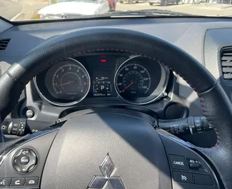 Mitsubishi Outlander Sport 2019 zur Miete verfügbar in Tiflis, mit Kilometerbegrenzung unbegrenzte.