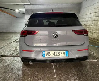 Diesel 2,0L Motor von Volkswagen Golf 8 2020 zur Miete in Tirana.