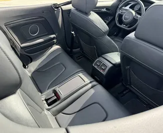 Audi S5 Cabrio 2016 mit Antriebssystem Allradantrieb, verfügbar in Tiflis.