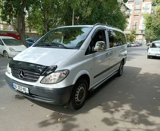 Frontansicht eines Mietwagens Mercedes-Benz Vito in Tiflis, Georgien ✓ Auto Nr.9824. ✓ Automatisch TM ✓ 0 Bewertungen.