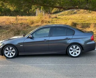 Autovermietung BMW 320d Nr.9595 Schaltgetriebe am Flughafen von Tirana, ausgestattet mit einem 2,0L Motor ➤ Von Erind in Albanien.